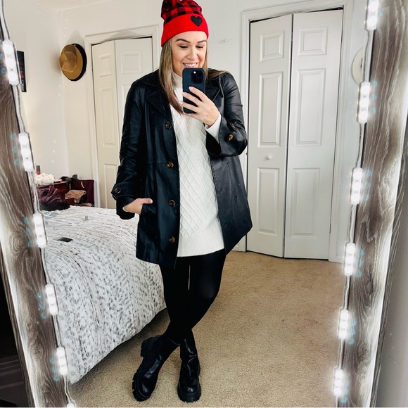 WORTH BLACK LEATHER COAT SZ XS - Picture 17 of 17